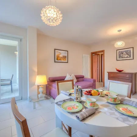 Casa Margherita Few Minutes From - Happy Apartment *