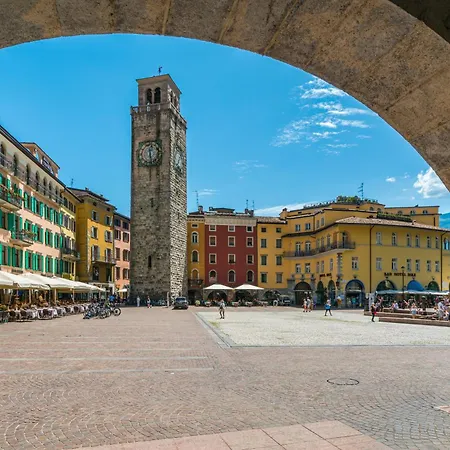 Appartamento Casa Margherita Few Minutes From - Happy